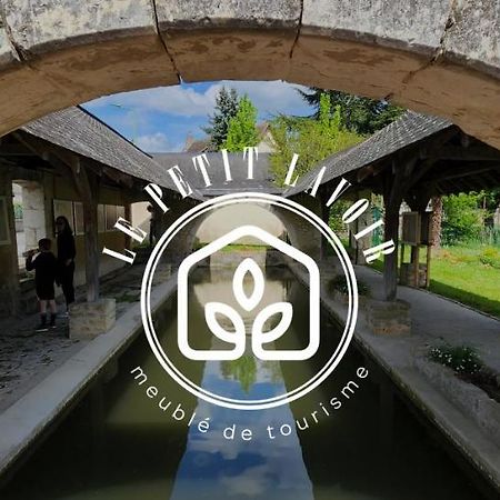 Le Petit Lavoir - Joli Studio A Mayet Exterior photo